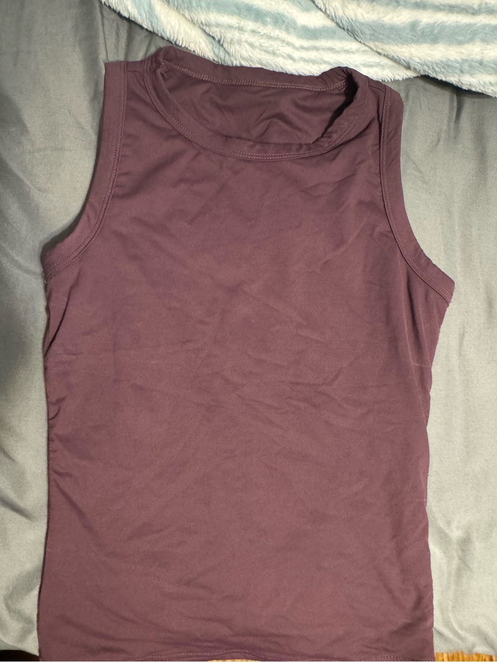 Classic Crewneck Tank Top in Burgundy - Women